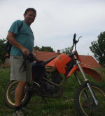 Yamaha 125 a Explorer 250 – fotka 4